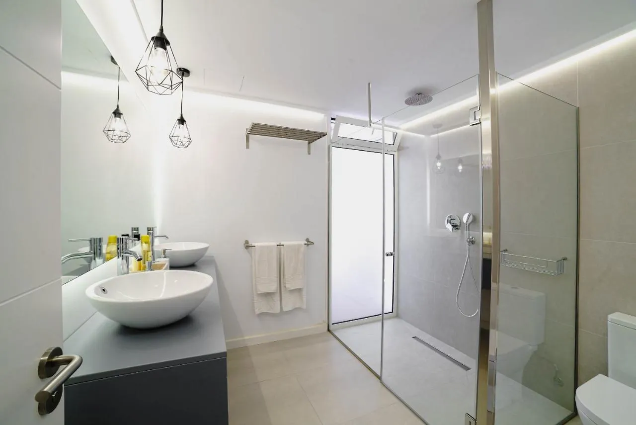 Villa Carlota Costa Adeje tenerifesummervillas España